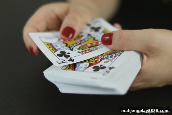 麻将胡了试玩：推牌九组合牌型与实战策略全攻略